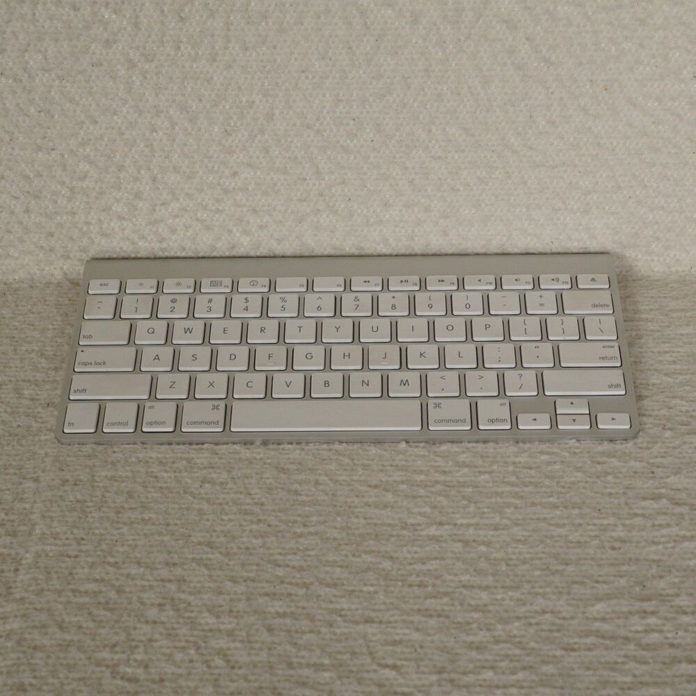 Apple Wireless Keyboard A1314 and Magic Mouse A1296 Bundle Bluetooth Tested - Picture 7 of 16